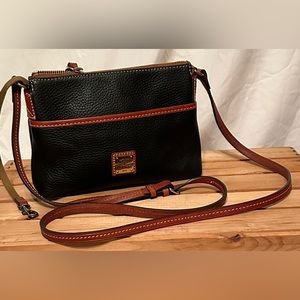 Dooney Bourke Ginger Pouchette staffano shoulder bag- black